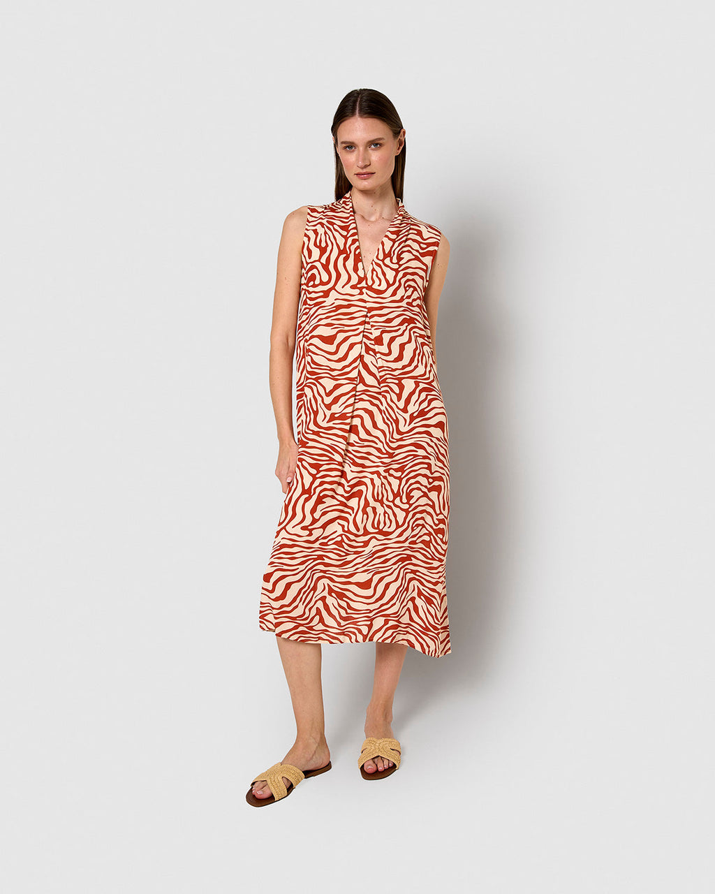 Vestido midi bambula detalles plisados iratia teja