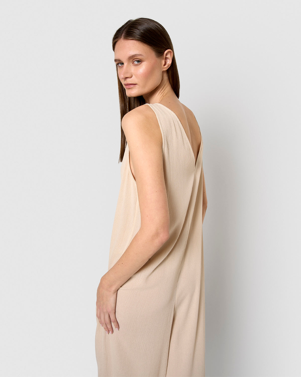 Mono largo bambula detalles plisados beige