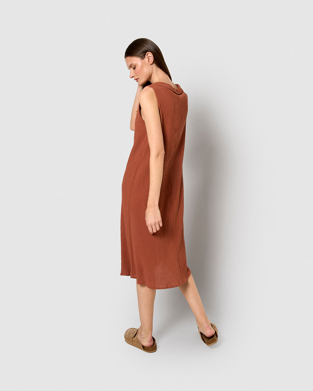 Vestido midi cuello drapeado algodón lino rosette
