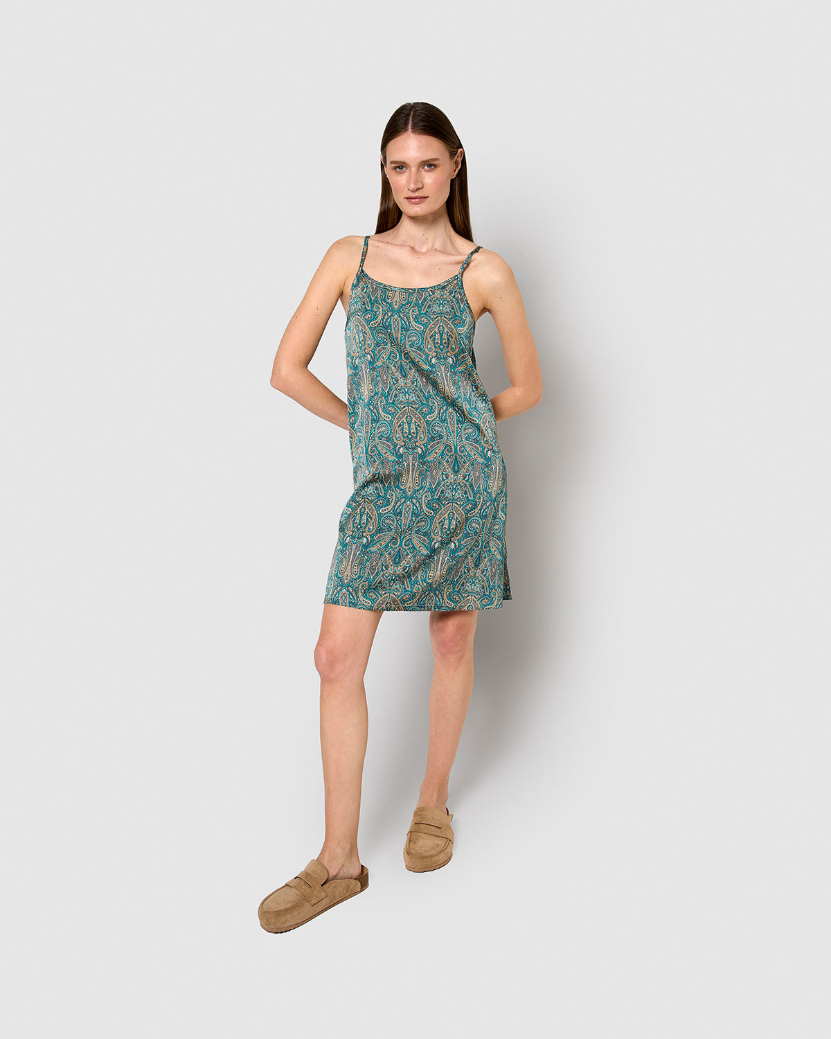 Vestido corto satén renata agua marina