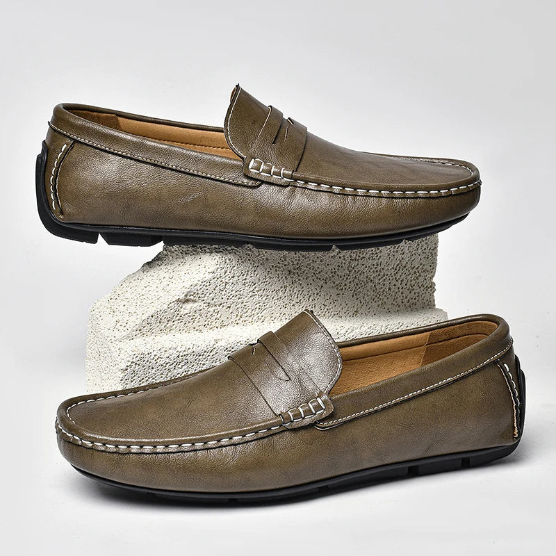 Mocasines Náuticos de Piel para Hombre – Estilo Chic sin Cordones