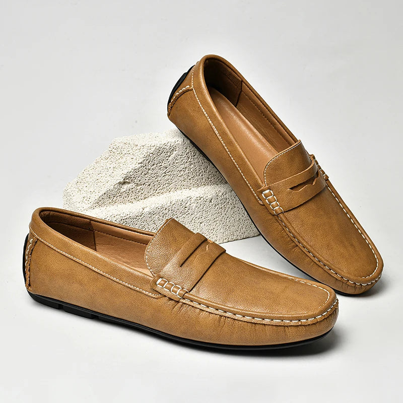 Mocasines Náuticos de Piel para Hombre – Estilo Chic sin Cordones