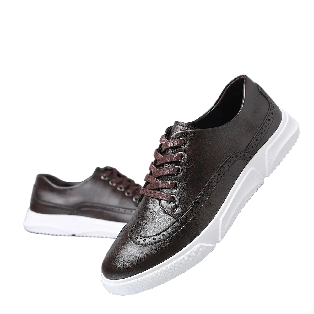 Zapatos británicos de estilo brogue informales