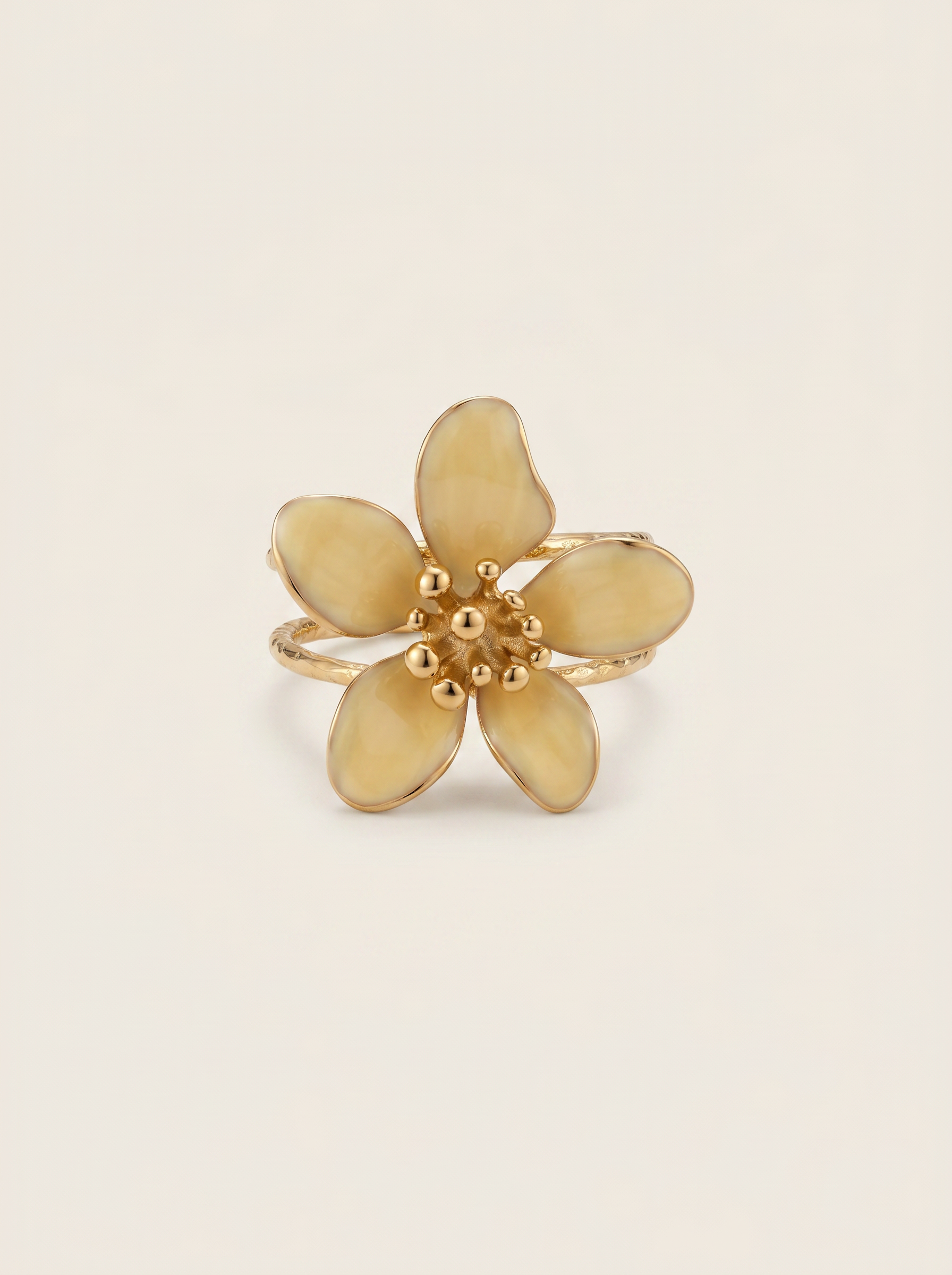 Anillo Rosélia