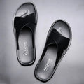 Elegantes sandalias de piel