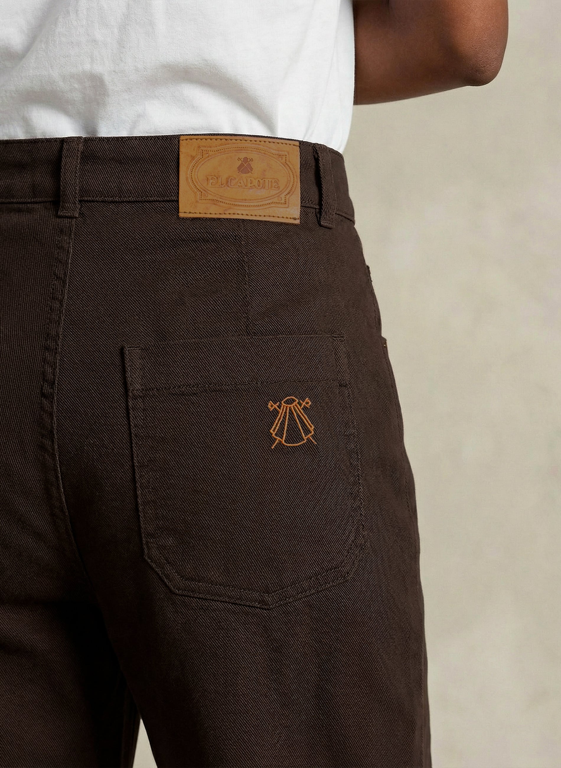 Pantalón Marrón Vaquero pierna Ancha Mujer